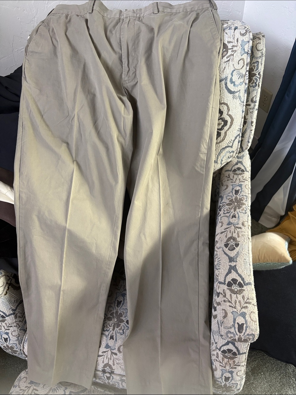 Polo by Ralph Lauren Men's Khaki Straight-Leg Chinos - Tan